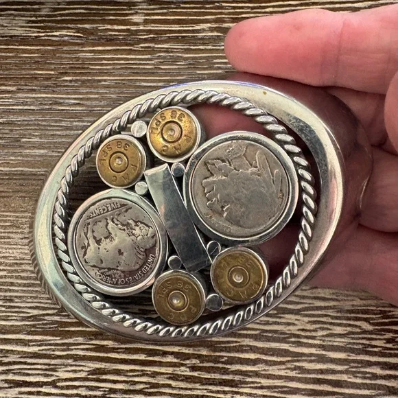 Vintage custom belt buckle featuring Buffalo nickels and brass bullet casings - Picture 5 of 14
